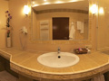 Panorama Hotel VisPas **** - Deluxe Suite Bathroom